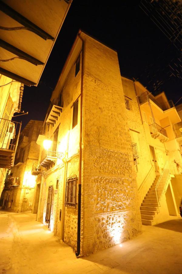 Antica Dimora Dell'Ammiraglio Aparthotel ลิกาตา ภายนอก รูปภาพ
