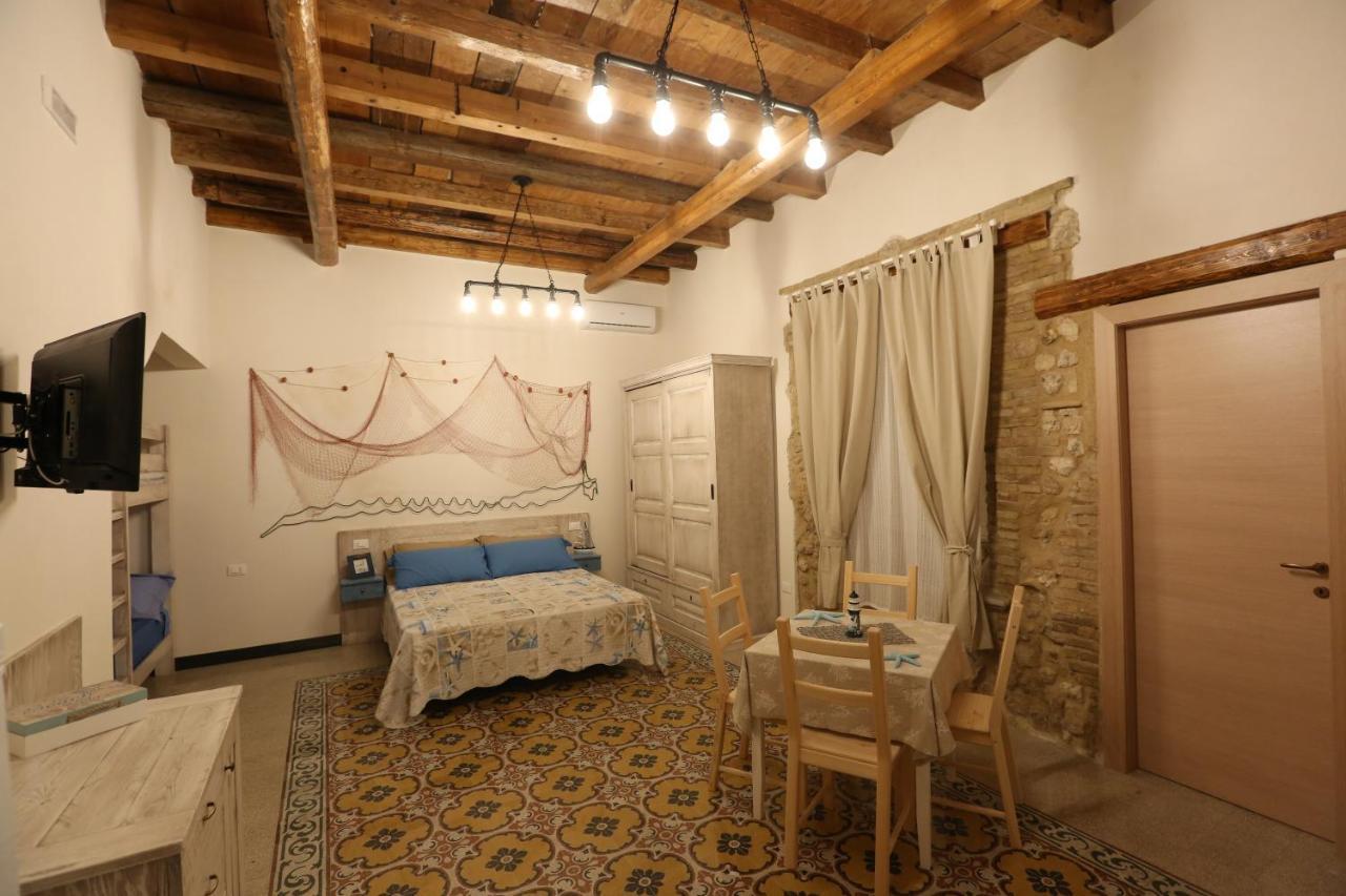 Antica Dimora Dell'Ammiraglio Aparthotel ลิกาตา ภายนอก รูปภาพ